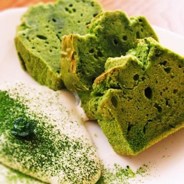 米粉と豆乳の抹茶ケーキ