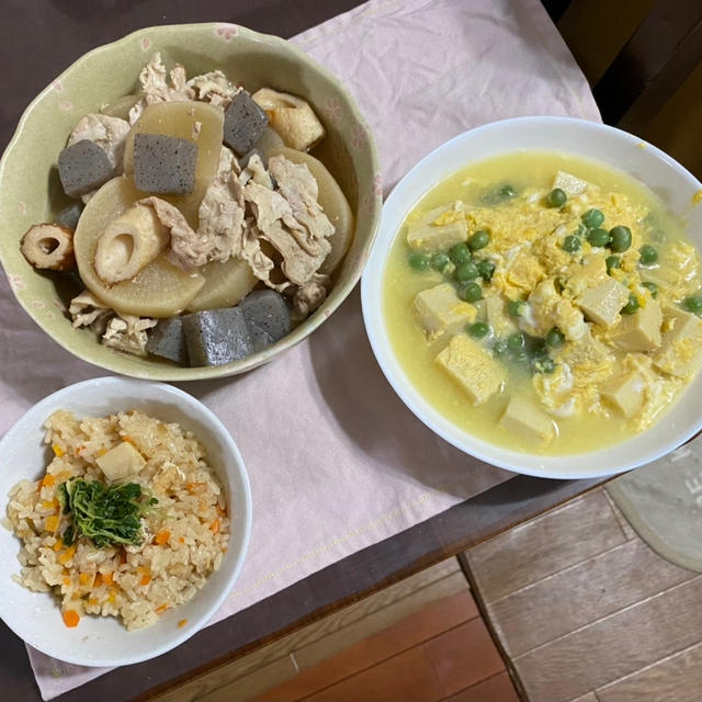 豚もも大根♪ 炊き込みご飯♪ 高野豆腐の卵とじ♪