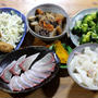 宇和海産養殖ブリの刺し身、広島県産カキフライ、宇和海産マダイ・イカ・カブの酢のものほか。