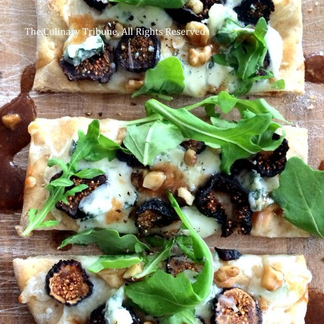 Fig Gorgonzola Arugula Flatbread無花果とブルーチーズのピザ