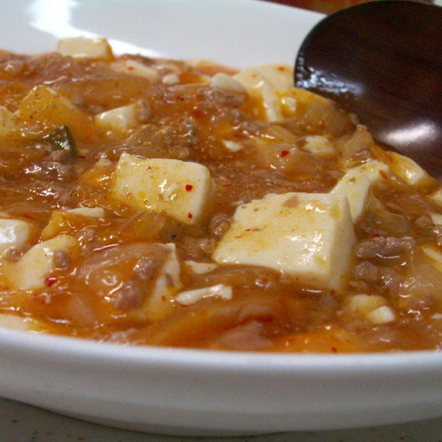 簡単！キムチ麻婆豆腐レシピ♪美味しくカプサイシンで燃焼！