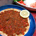 トルコ料理 魅惑のラフマジュン♪ピザ生地サクサク！やみつき新定番