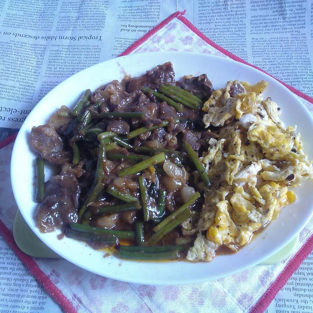 にんにくの芽入り焼き肉＋炒り卵