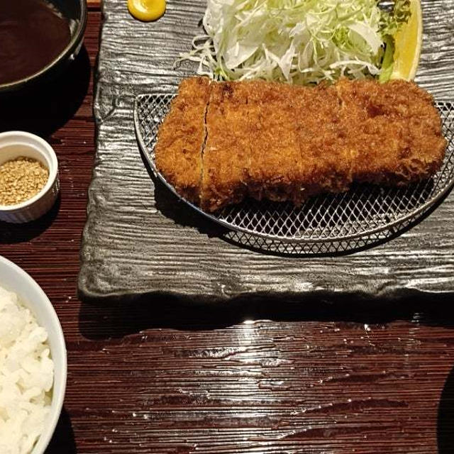 高校入学祝いと言う事で食事会＾＾制服代で現金が飛んでいきました