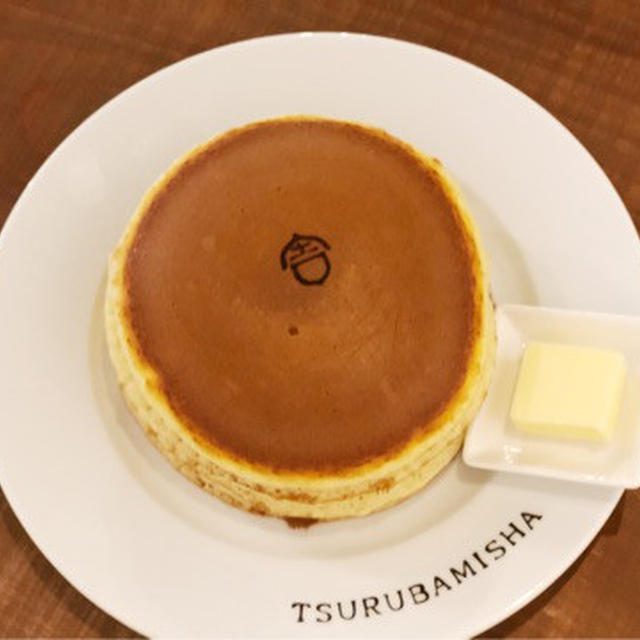 「ホットケーキ つるばみ舎(経堂)」の3段ホットケーキ