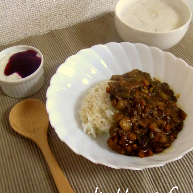 豚肉とビーンズのキーマ風カレー