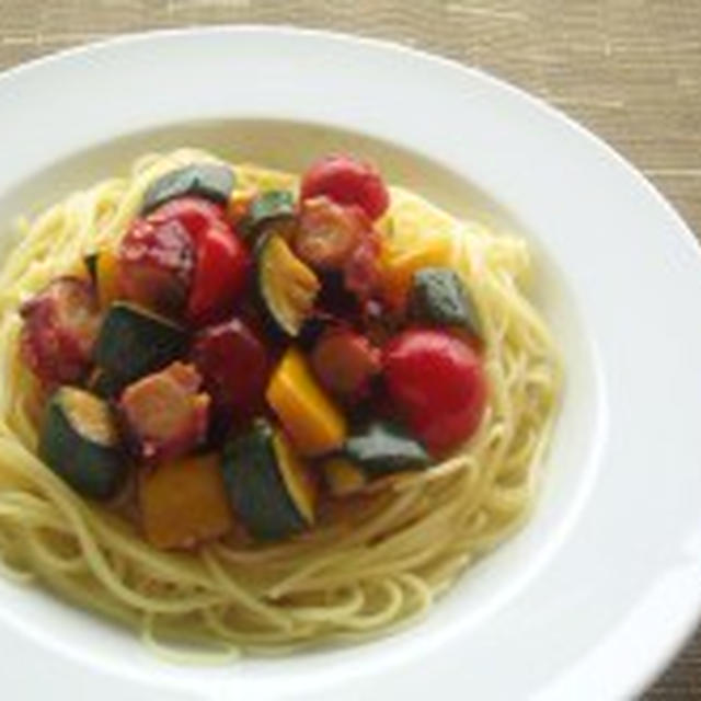 夏野菜とタコのカッペリーニ。