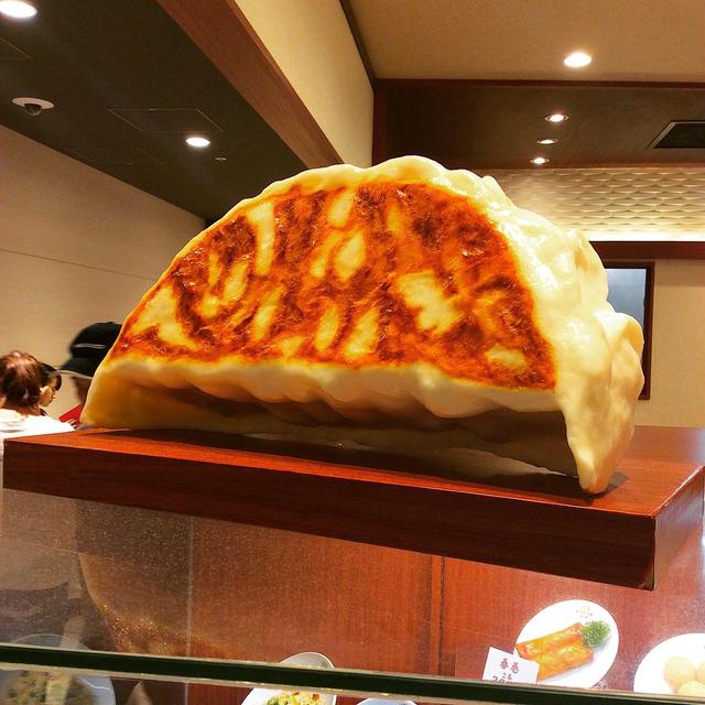 『北京料理 餃子の王様龍吟』魅惑のシャンボ餃子♪ @千葉ペリエ