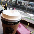 タリーズコーヒー 六本木ヒルズ店でスマフォ充電☆