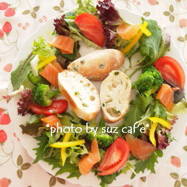 サラダプレート　de　　朝食。。。