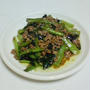 旬の野菜　小松菜とひき肉の炒め物