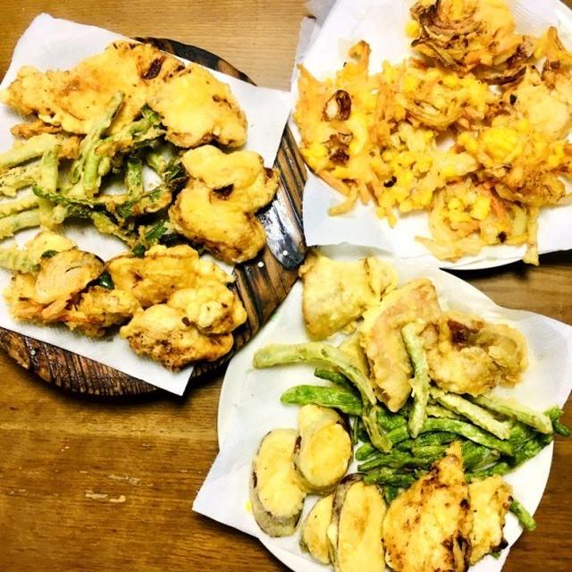 実家で、色々天ぷら盛り合わせ