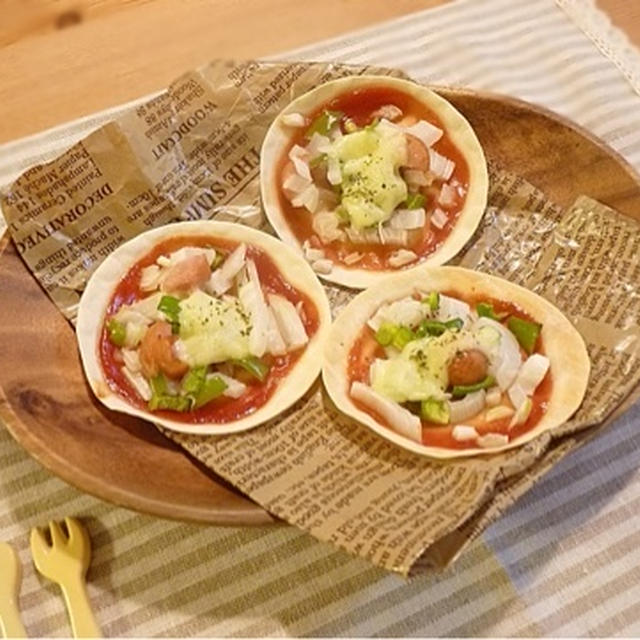 餃子の皮で簡単おつまみピッツァ♡