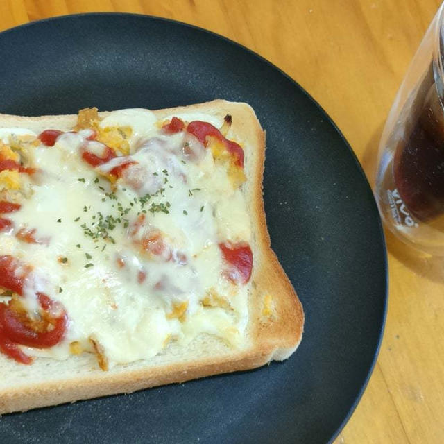 今年もスイカスムージー&しらす入卵焼きリメイク♪チーズトースト(*´艸｀*)