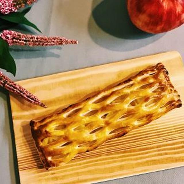 作業時間１０分の手作りスイーツレシピ！レンジ使用のりんごの甘煮＆簡単アップルパイの作り方