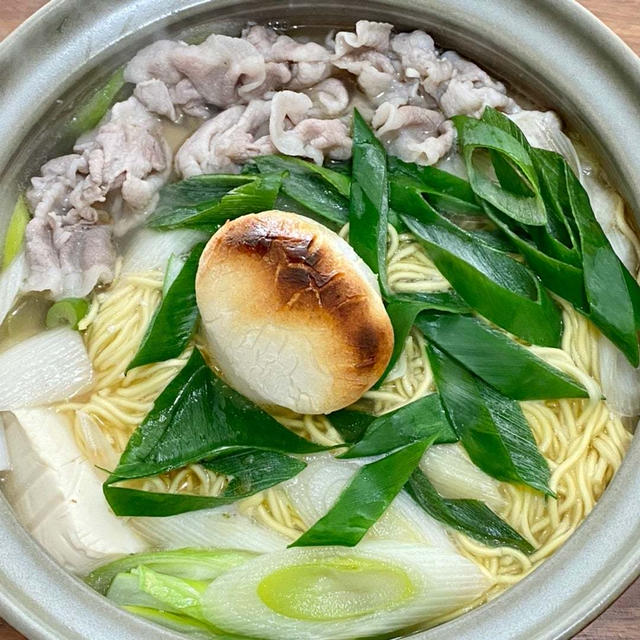 お昼もお鍋の〆ラーメンで温まりました