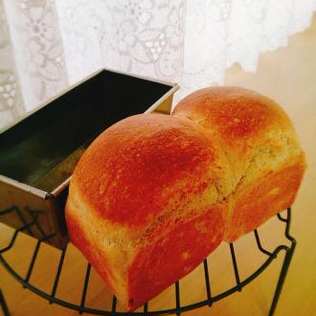 全粒粉のミニ食パン♪バタートースト♪