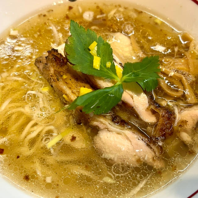 鶏そば16　阪急茨木市駅近くに9月７日オープン　インスタで話題　化学調味料不使用・自家製麺の店