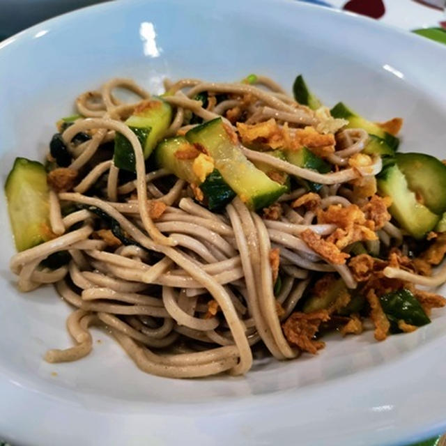 夏日の午後にゴルフ ～ 日本蕎麦で麺つゆ酢の物