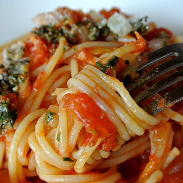 ジュノベーゼとトマトのスパゲッティ