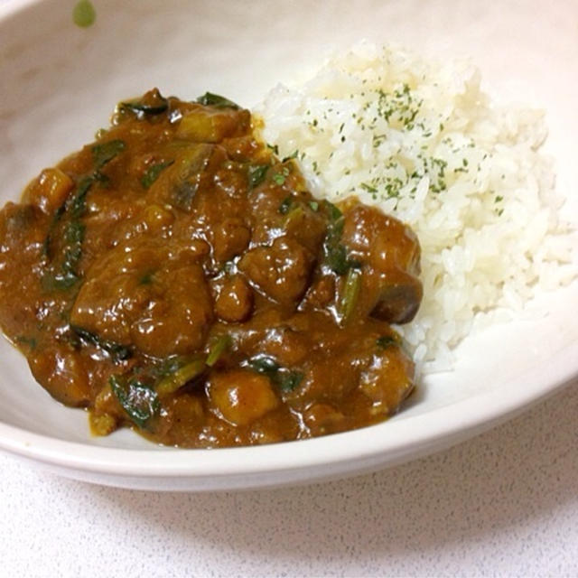 残りルーで簡単にナスとほうれん草のカレー✨と、浴衣はやっぱり……