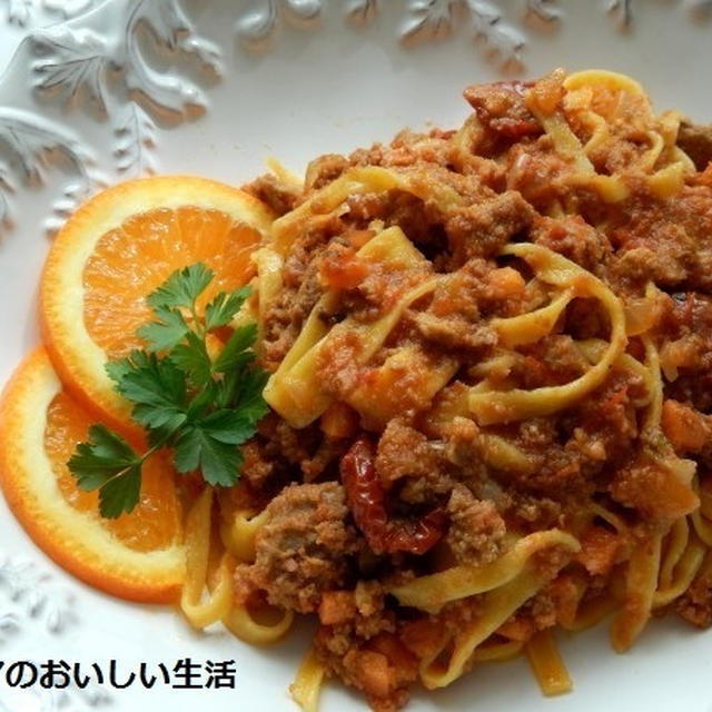 鴨肉ラグーのタリアテッレ　オレンジ風味
