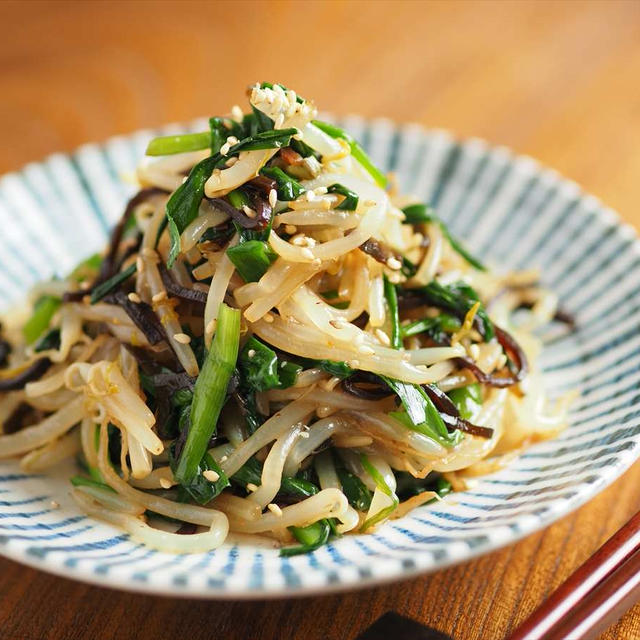 にらもやしレンジ蒸し、さっと作れるもやしレシピ＆のっけラーメン