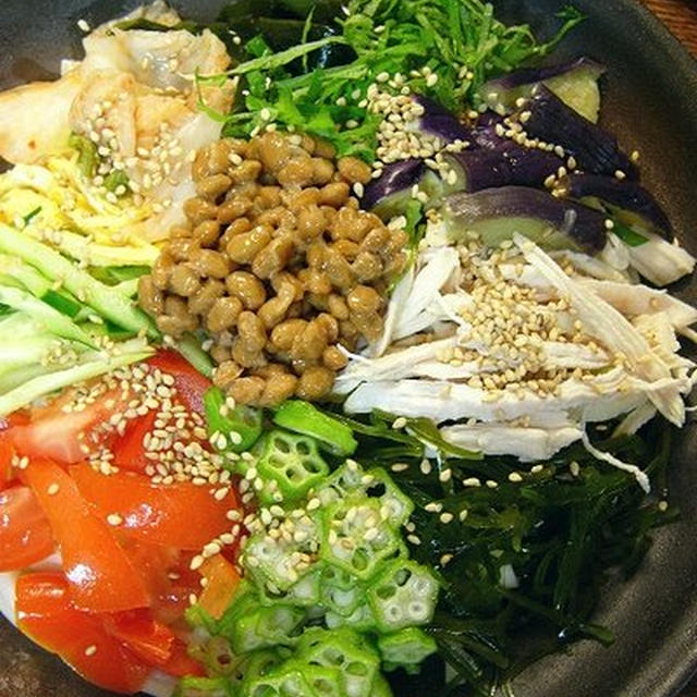 野菜をモリモリ食べよう(^０^)/　　贅沢な　一皿ごはん　♪