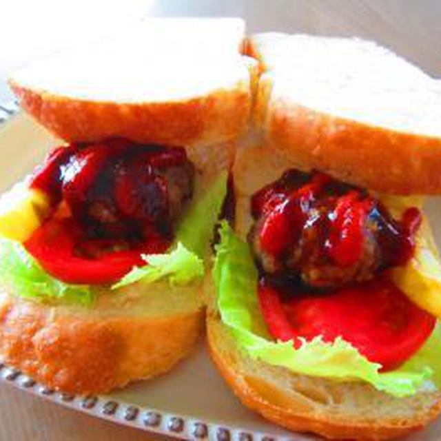 ﾐﾙｸ食ﾊﾟﾝでﾊﾝﾊﾞｰｸﾞｻﾝﾄﾞ♪明太子ﾏﾖﾊﾞﾀｰﾄｰｽﾄ♪