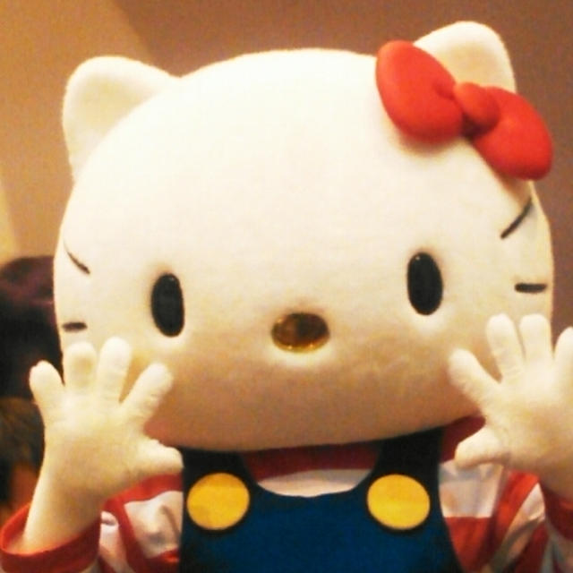 サンリオピューロランドで遊んでます♪
