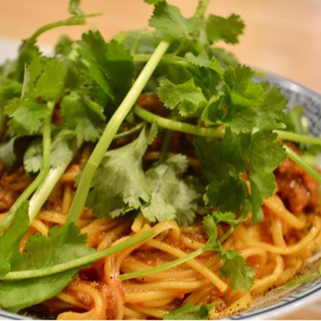 【渋谷】酒場　晩酌　Tezuka　肉・魚・野菜　様々な食材と味付けの一品と国産の酒が楽しめる