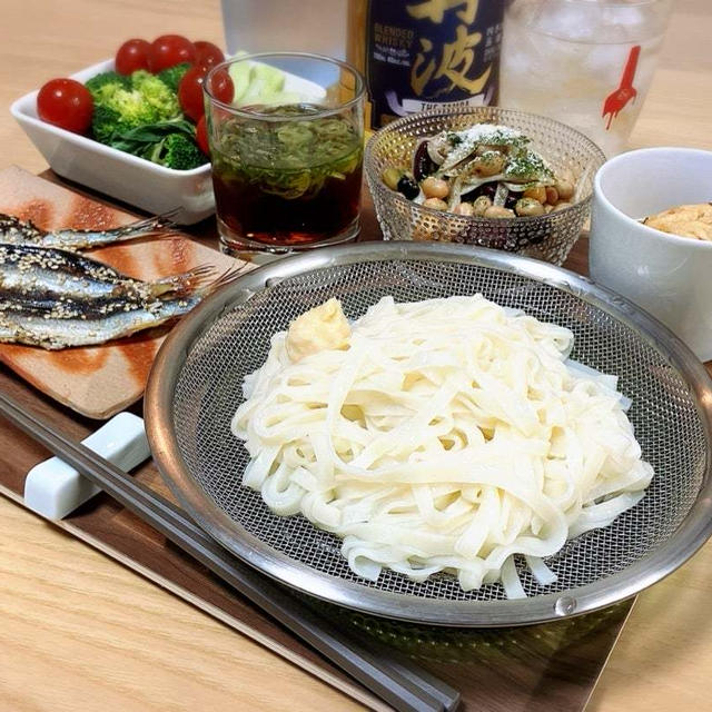 ざるきしめん　いわしの味醂干　の献立。