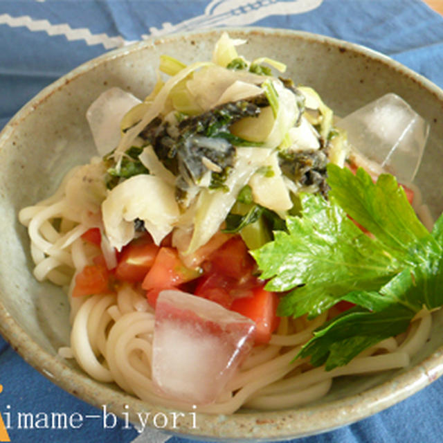 コクフクさっぱり♪まるごとセロリの白味噌酢うどん