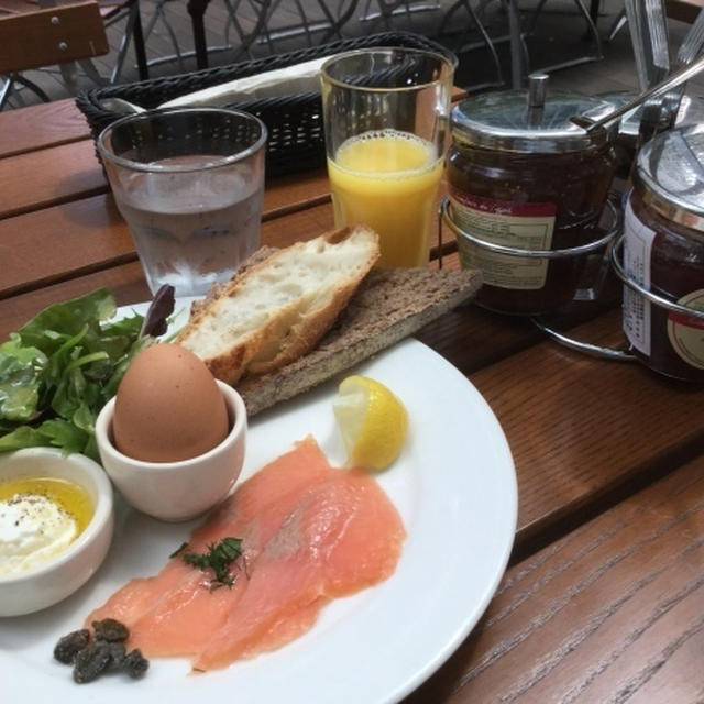 昨日オープンした　Le Pain Quotidien 東京ミッドタウン店に行ってきました