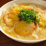玉子でとじて「油麩うどん(仙台麩うどん)」
