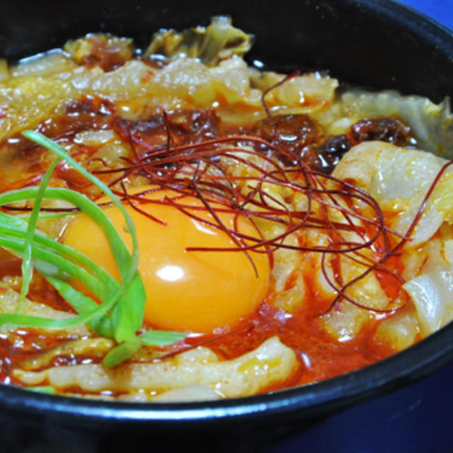 白菜と豚肉を重ねた韓国風鍋