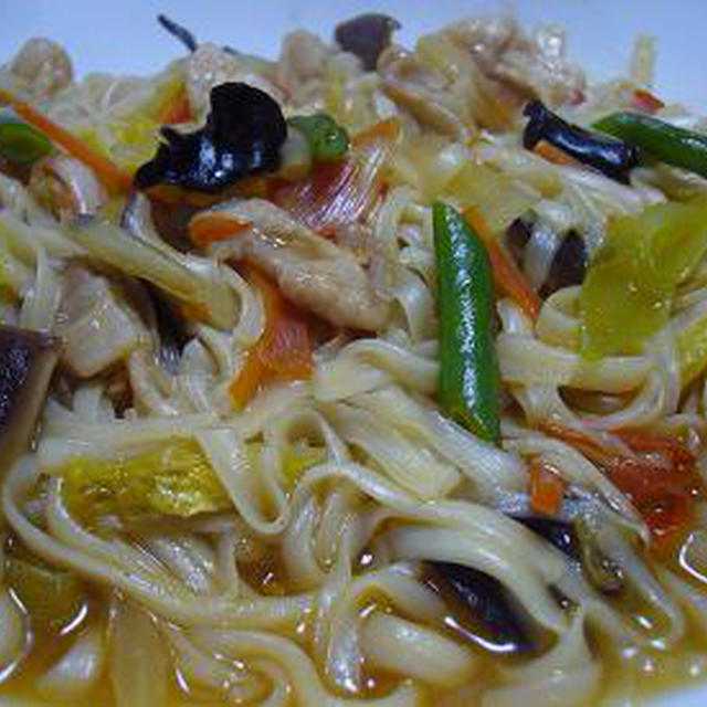 ぼっちごはん（そうめんふしの中華炒め★海草サラダ★お赤飯）