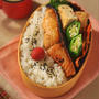 ママ弁「新巻鮭のお弁当」