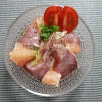 ハマチとグレープフルーツの爽やかサラダ。