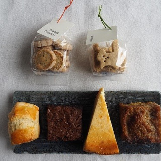サンデーベイクショップのケーキとクッキー