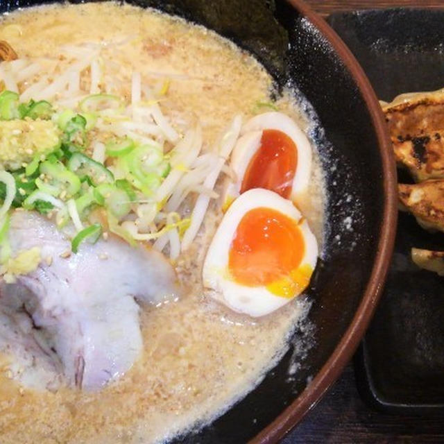 ■外ご飯【愛川町　味噌の金子で　ラーメン＆餃子＾＾】