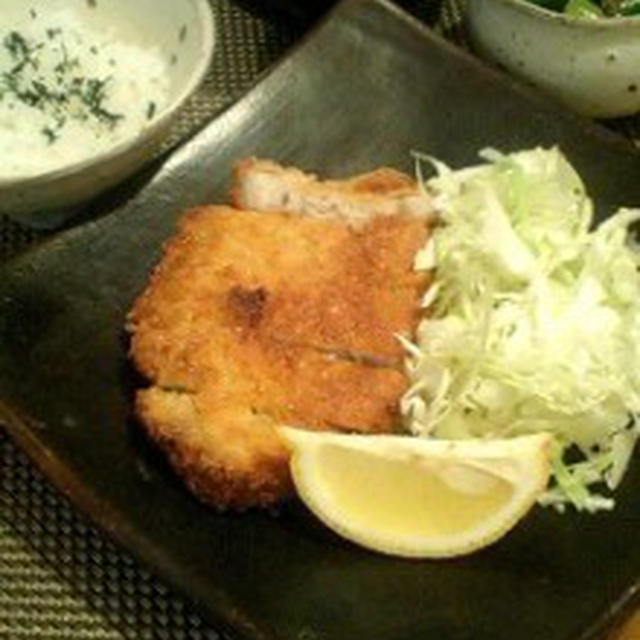チーズとんかつと黒蜜バナナきなこ。