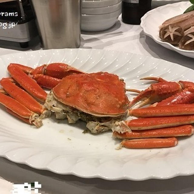 やっぱり宴会にカニはどうかと思う・・・