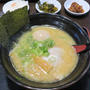 ランチは夫婦でラーメン屋へ
