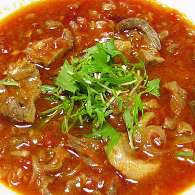 牛すじ肉のアラビアータ