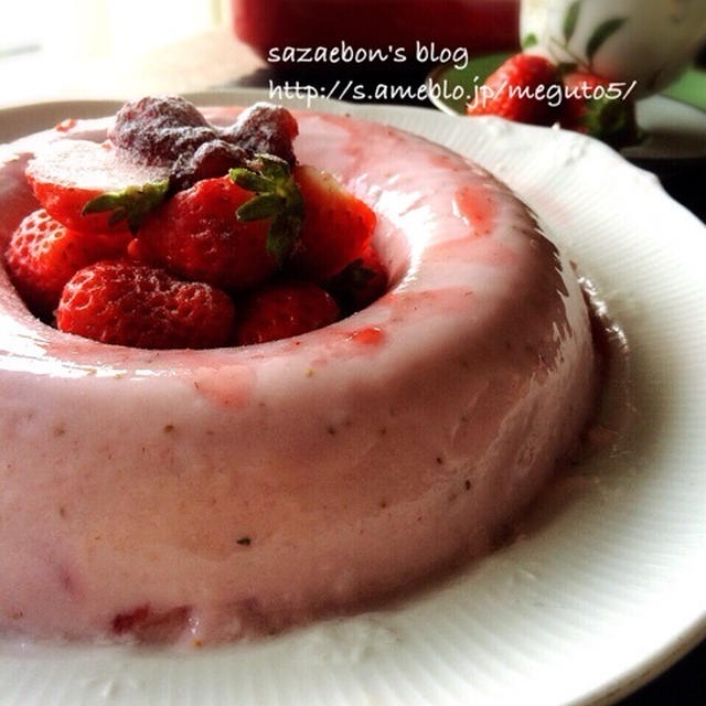 苺のヨーグルトケーキ／バゲット