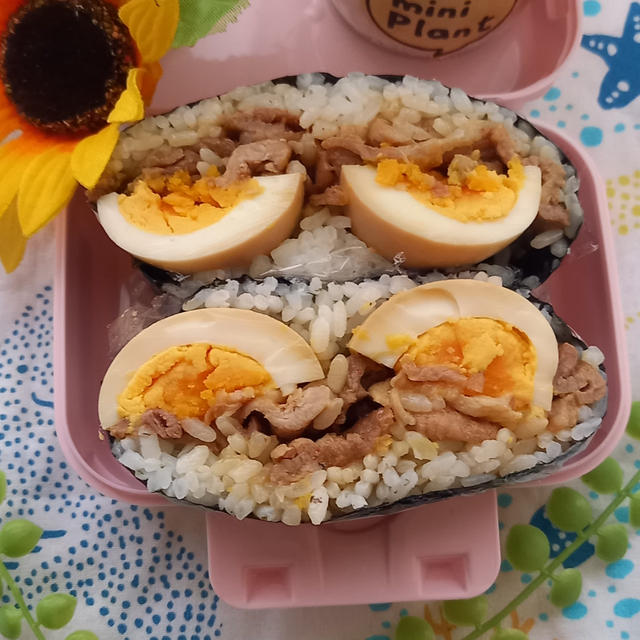 焼肉味玉おにぎらず〖おにぎり弁当〗
