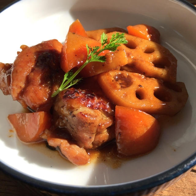 鶏肉とレンコンの甘酢煮で、ご飯が進むよどこまでも