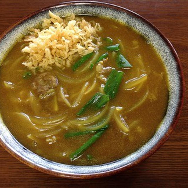 朝の麺は「カレーうどん」