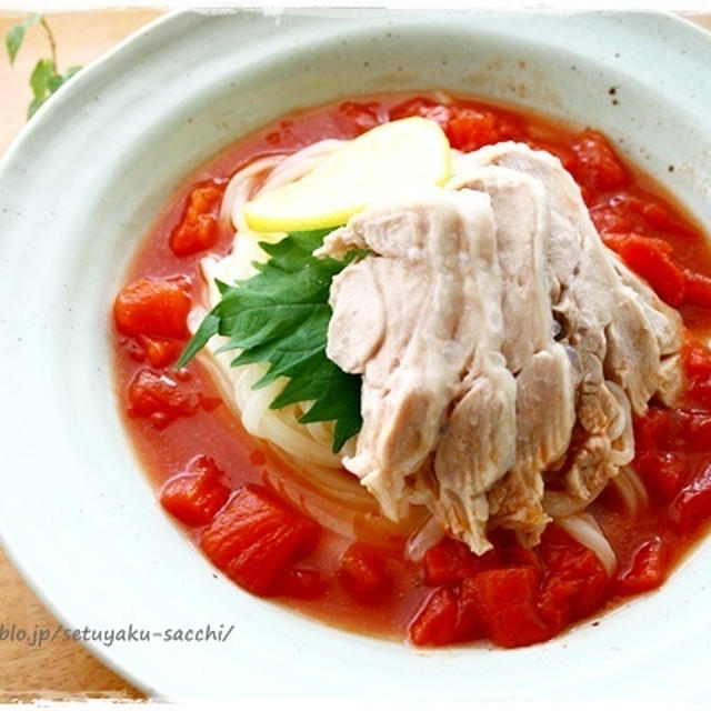 【テーブルマーク】夏レシピ！ほろほろ茹で鶏のトマ塩うどん(*´∀｀*)